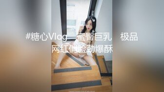 商场女厕多角度偷拍长裙少妇的小黑鲍