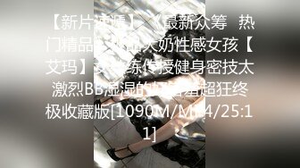 平头小青年貌似往大JJ上摸东西了搞了半天然后与翘臀女友各种体位大战抬起屁股插激情四射妹子阴毛性感