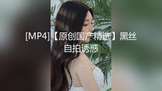 我的女友看见大屌就舔