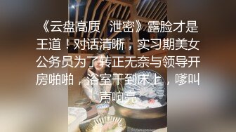 商场女厕全景偷拍连衣裙美女阴毛杂乱的小肥鲍鱼